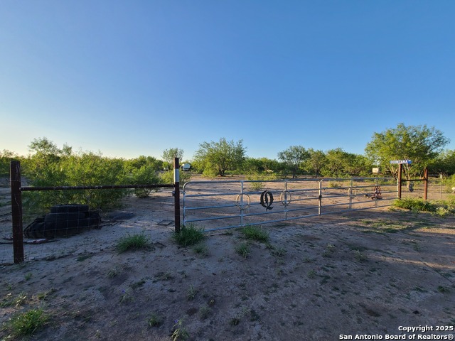 Listing photo id 7 for 0 Fm 1436 N