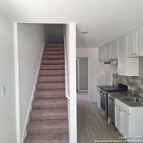 Image 12 of 35 For 7808 Elm Run