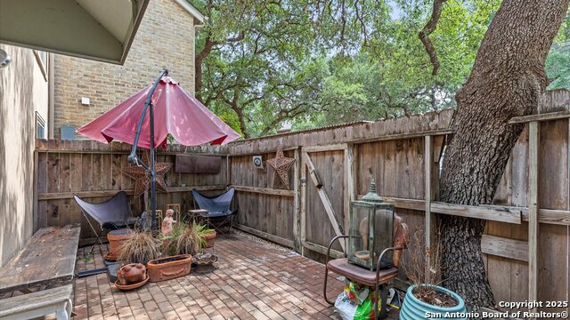 Image 24 of 33 For 2300 Nacogdoches  O-160