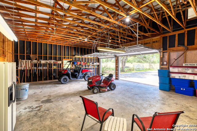 Image 46 of 52 For 479 Park Rd 23