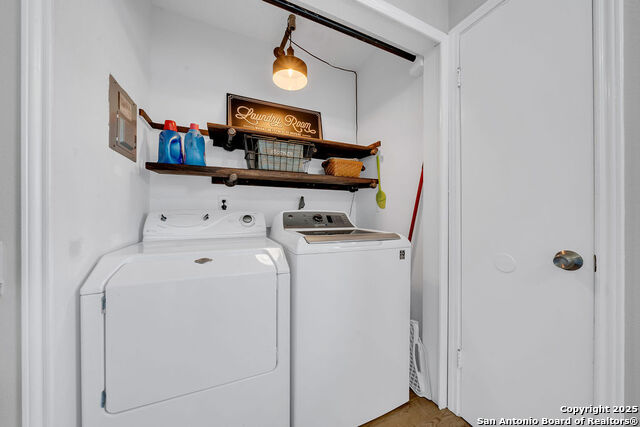 Image 11 of 23 For 808 Fern Meadow