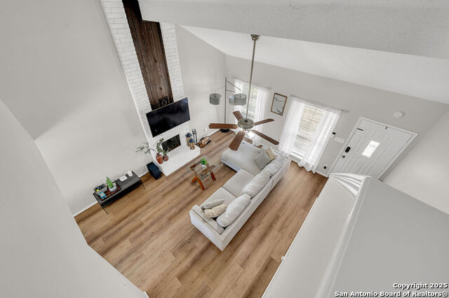 Image 18 of 23 For 808 Fern Meadow