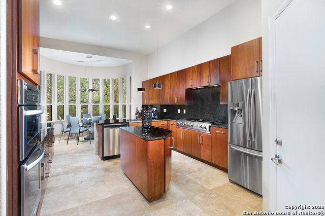 Image 11 of 31 For 11835 Elmscourt