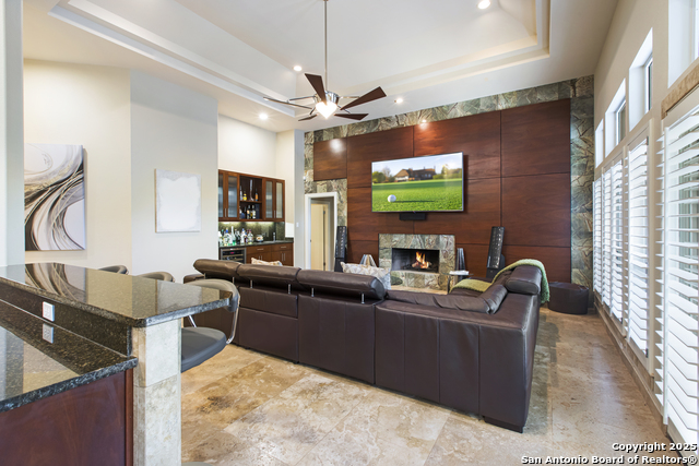 Image 13 of 31 For 11835 Elmscourt