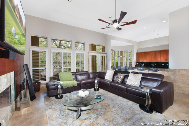 Image 15 of 31 For 11835 Elmscourt