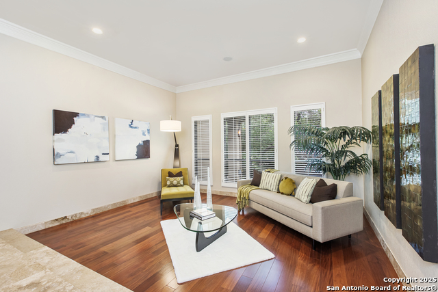 Image 4 of 31 For 11835 Elmscourt