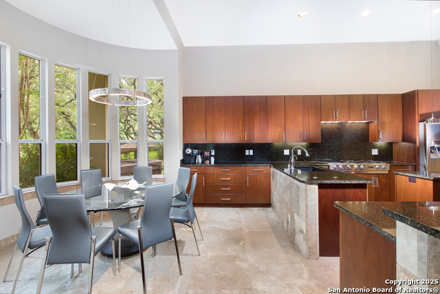 Image 8 of 31 For 11835 Elmscourt