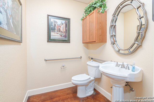 Image 5 of 14 For 18534 Forty Six Parkway