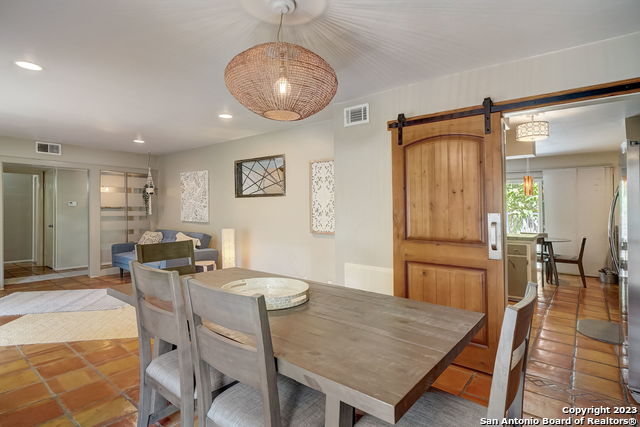 Image 17 of 48 For 8915 Datapoint Dr  44b