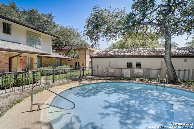 Image 39 of 48 For 8915 Datapoint Dr  44b