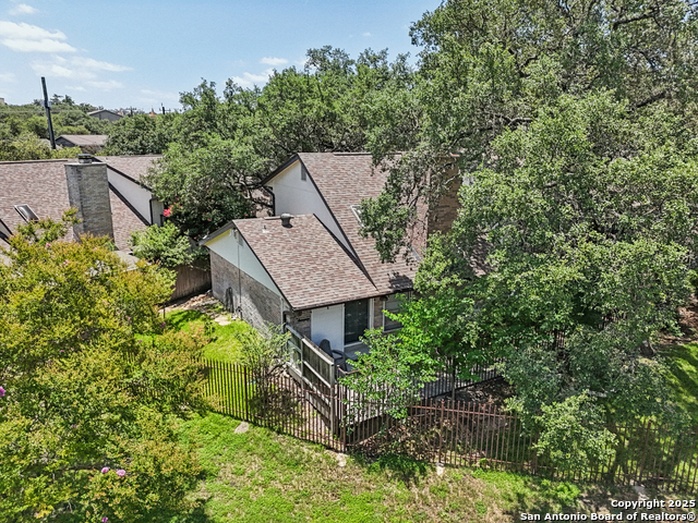 Image 43 of 48 For 8915 Datapoint Dr  44b