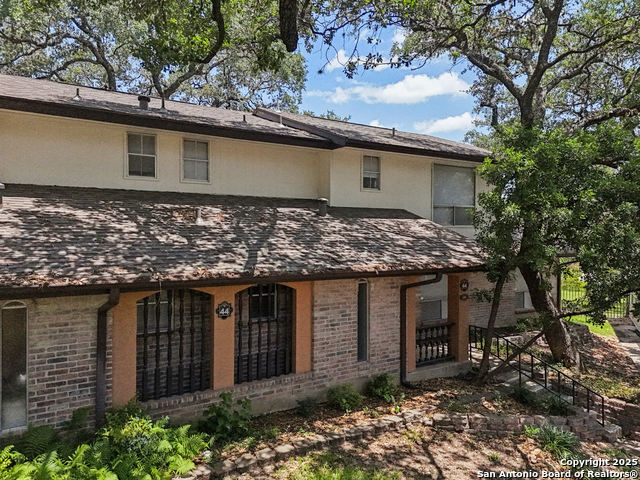 Image 47 of 48 For 8915 Datapoint Dr  44b