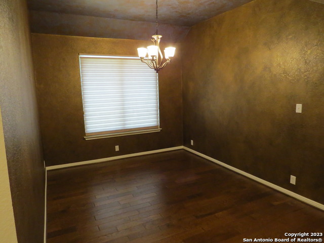 Image 10 of 29 For 720 Laserra