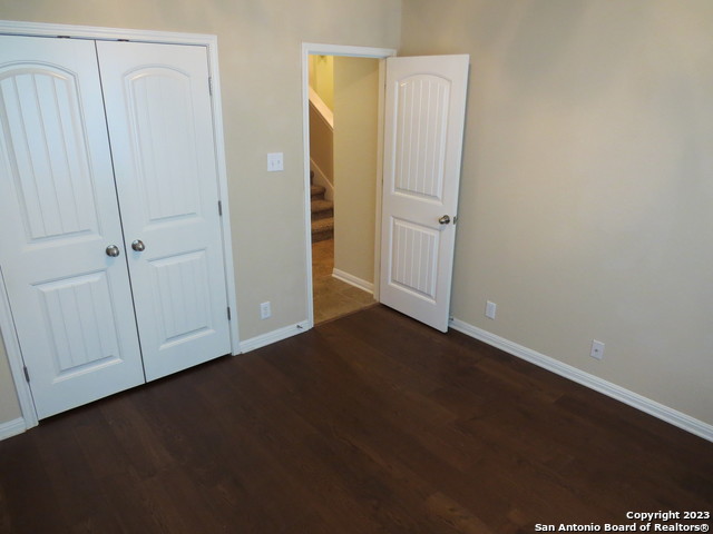 Image 6 of 29 For 720 Laserra