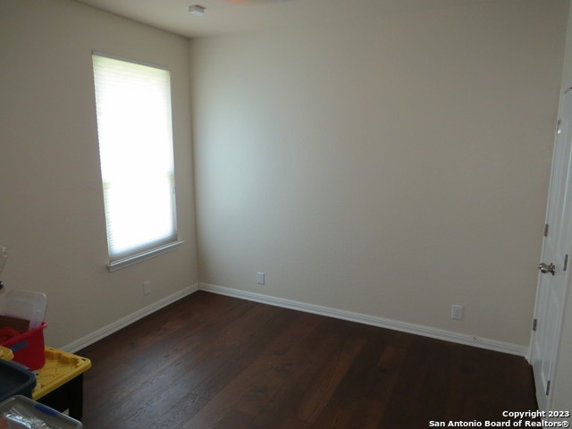 Image 9 of 29 For 720 Laserra