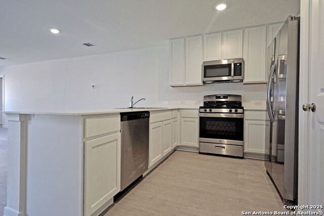 Image 5 of 28 For 3716 Axis Hill