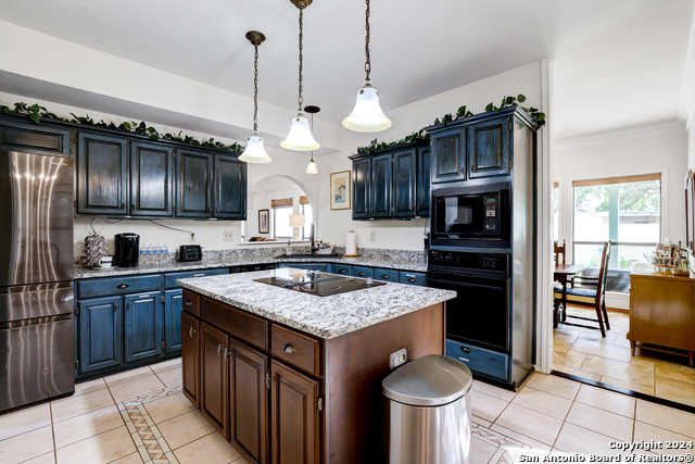 Image 8 of 39 For 2654 Chestnut Bend