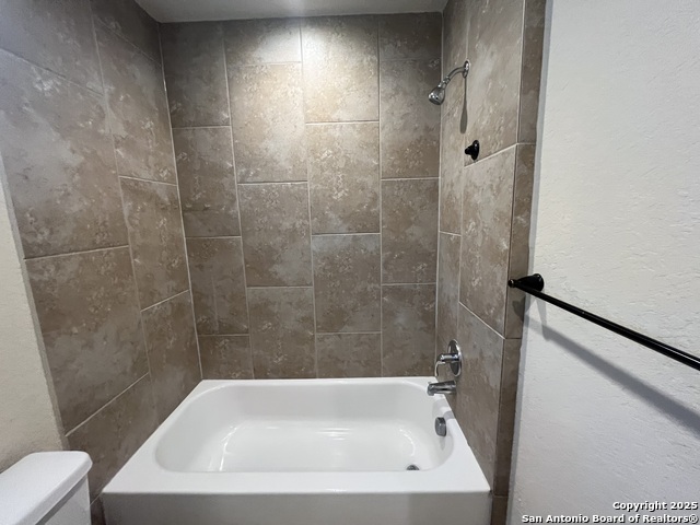 Image 17 of 37 For 6878 Lakeview