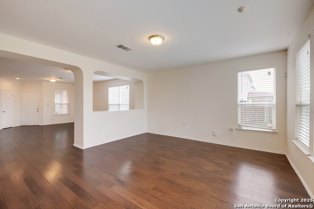 Image 21 of 31 For 7414 Bluebonnet Bay