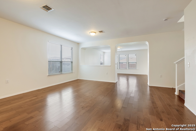 Image 6 of 31 For 7414 Bluebonnet Bay