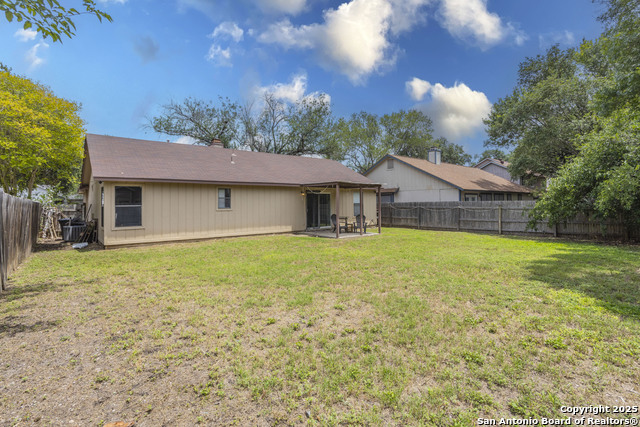 Image 24 of 25 For 7347 Sunscape Way