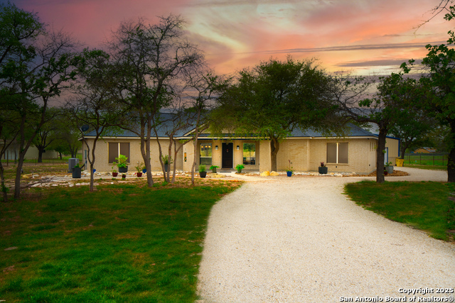 Details for 120 County Road 6867, Natalia, TX 78059