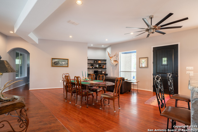 Listing photo id 11 for 120 County Road 6867