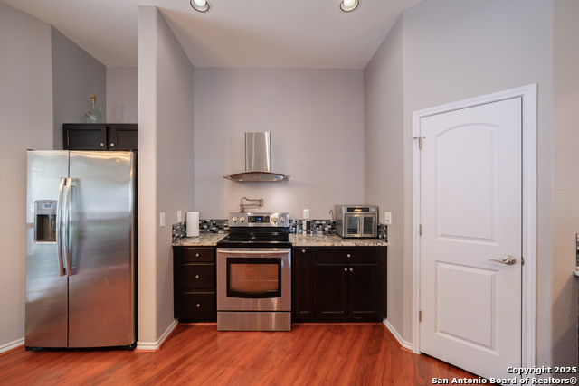 Listing photo id 12 for 120 County Road 6867
