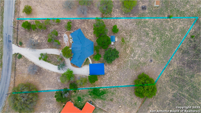 Listing photo id 44 for 120 County Road 6867
