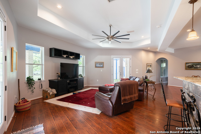 Listing photo id 6 for 120 County Road 6867