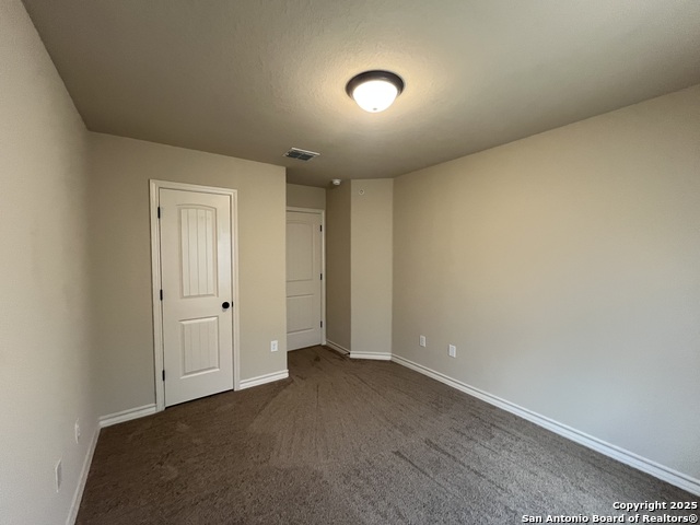 Listing photo id 11 for 6515 Marcel