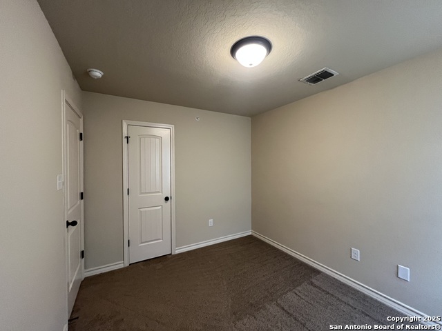 Listing photo id 14 for 6515 Marcel