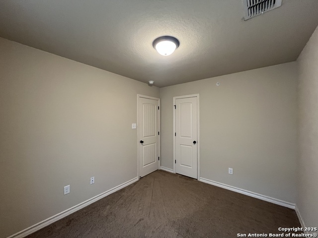 Listing photo id 15 for 6515 Marcel