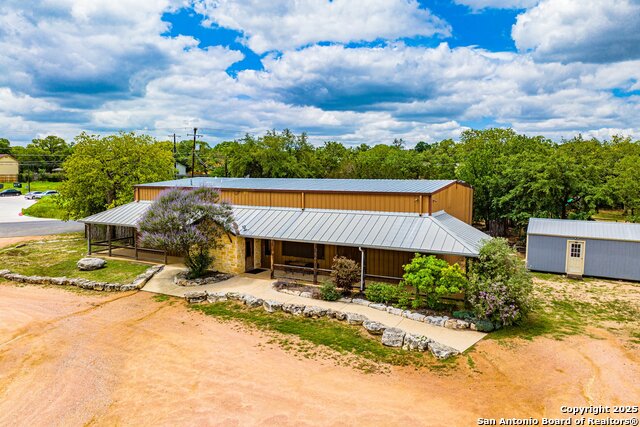 Details for 3044 Junction Hwy, Kerrville, TX 78028