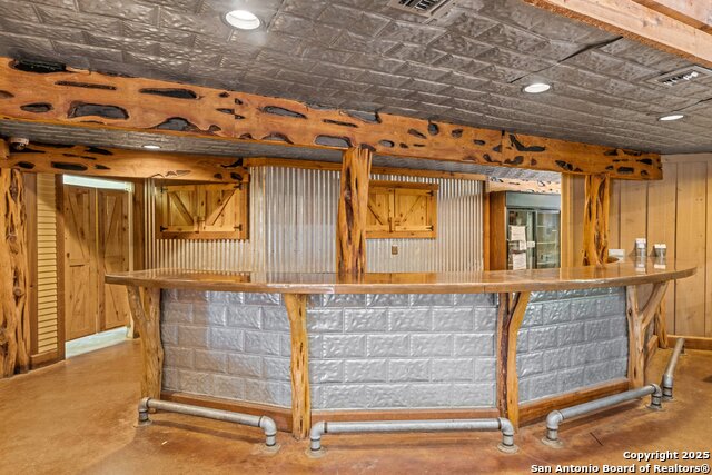 Listing photo id 10 for 3044 Junction Hwy