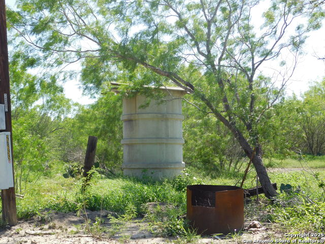 Image 5 of 13 For 1590 Mccauley Rd