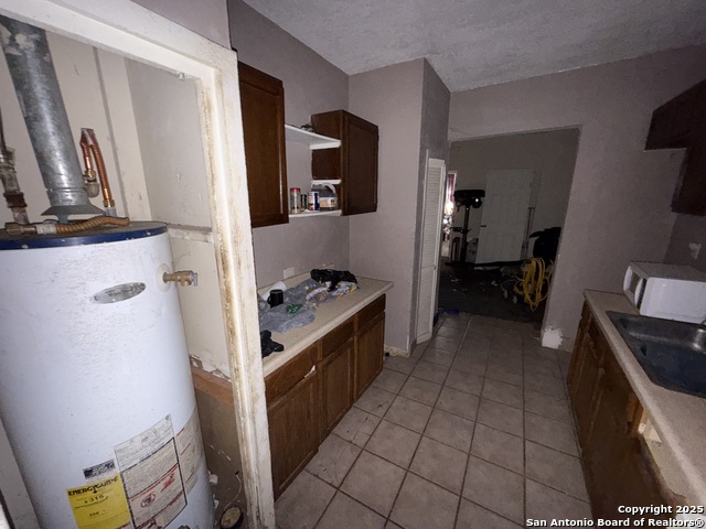 Image 13 of 24 For 918 Potomac  