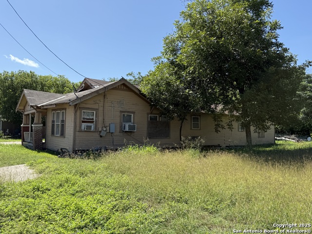 Image 3 of 24 For 918 Potomac  