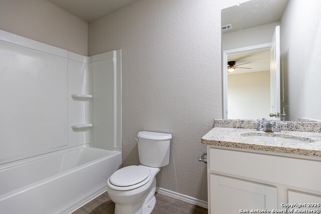 Image 17 of 27 For 7239 Converse Ridge  402