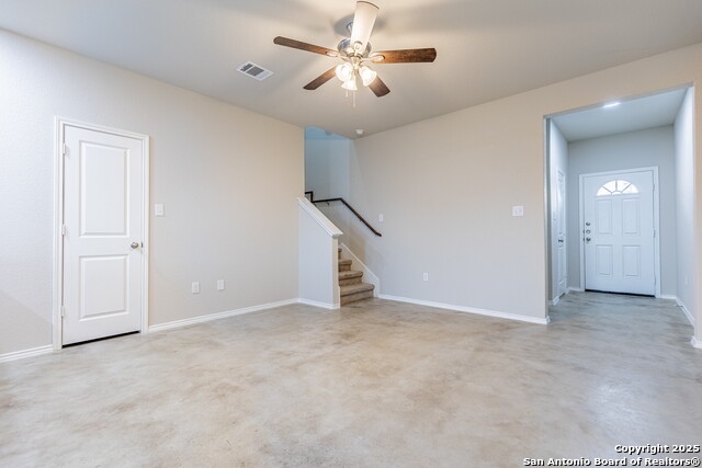 Image 5 of 27 For 7239 Converse Ridge  402