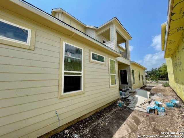 Listing photo id 4 for 9429 Chatside