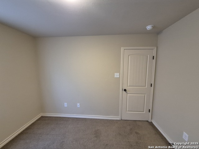 Image 22 of 30 For 7003 Donovan Way  102