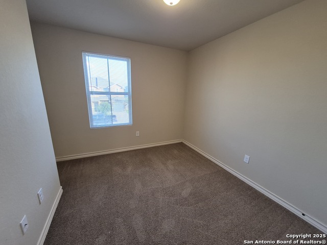 Image 26 of 30 For 7003 Donovan Way  102
