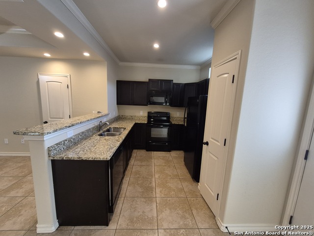 Image 8 of 30 For 7003 Donovan Way  102