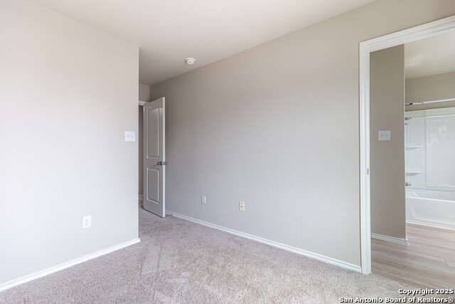 Image 18 of 28 For 7239 Converse Ridge  404