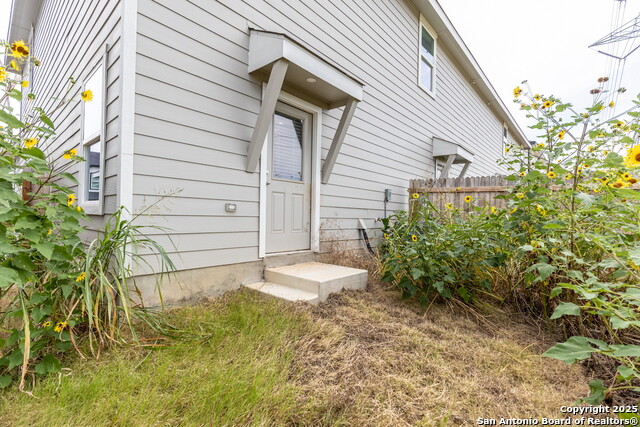 Image 26 of 28 For 7239 Converse Ridge  404