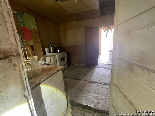 Image 3 of 4 For 217 2nd