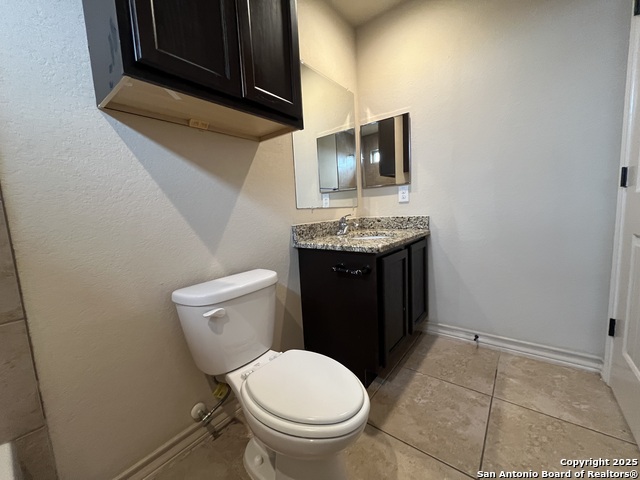 Image 17 of 27 For 6018 Jax Way  102