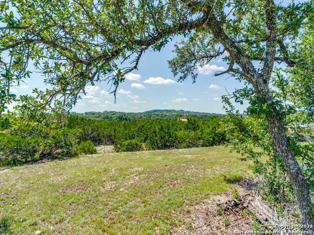 Image 36 of 41 For 121 Pond View