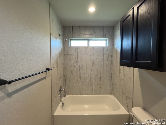 Image 17 of 26 For 6310 Luglio Lane  101